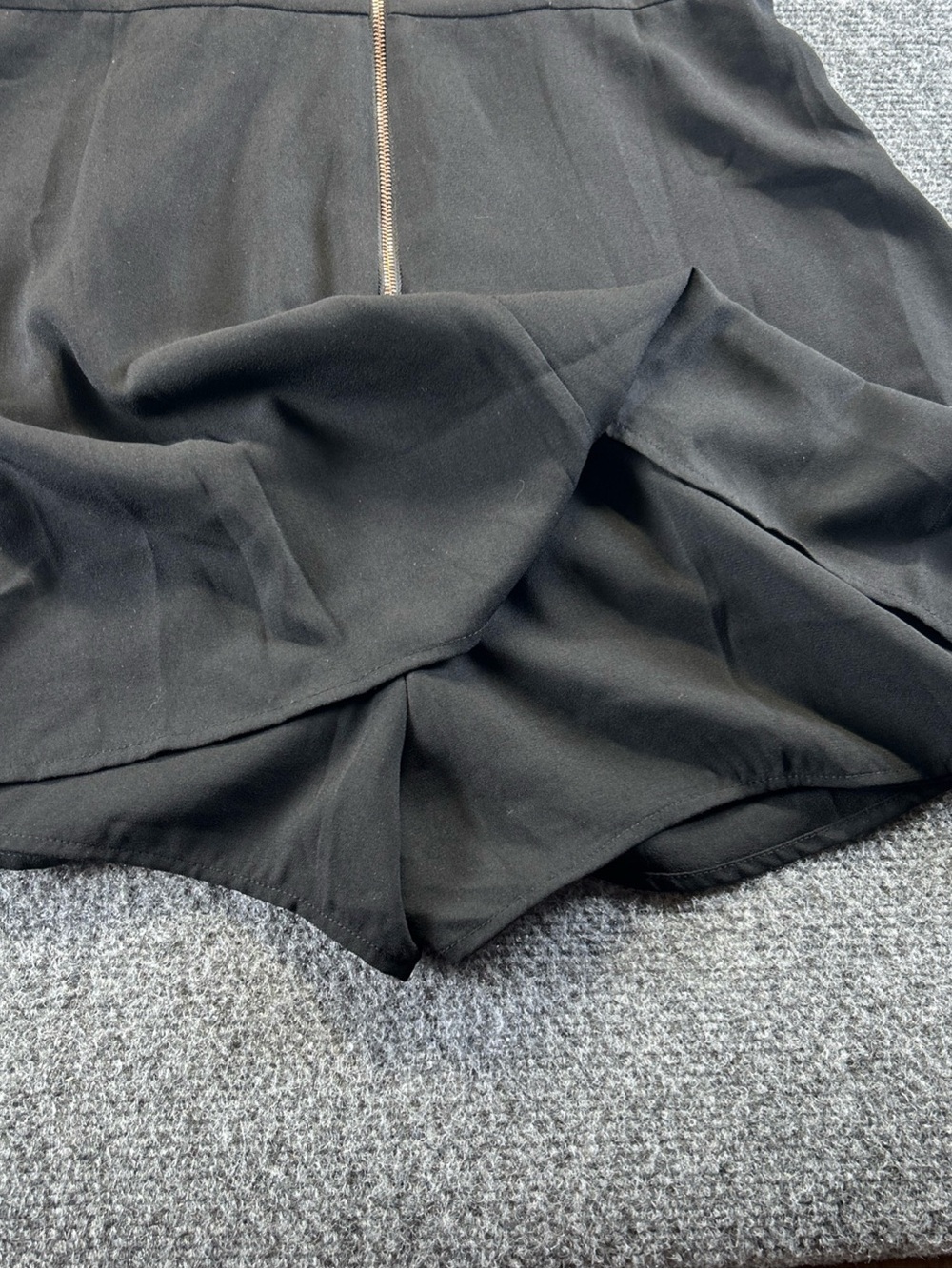 Love 21 Black Sleeveless Flared Mini Dress / romper with Zip Details - Picture 6 of 7